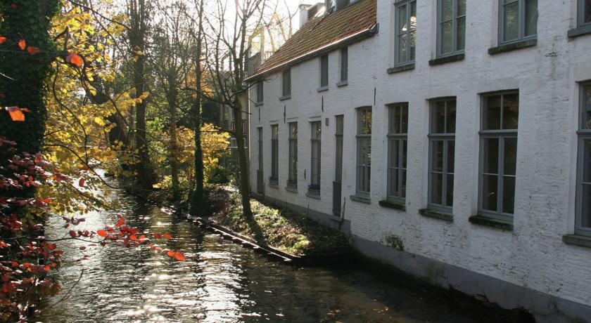 Au Coeur De La Famille Villa Knokke-Heist Oda fotoğraf